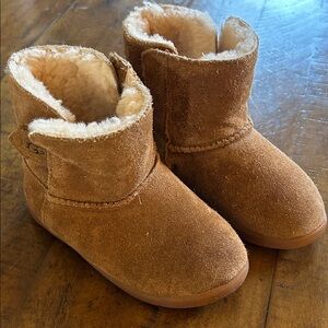 UGG Tan Suede Boots with Shearling